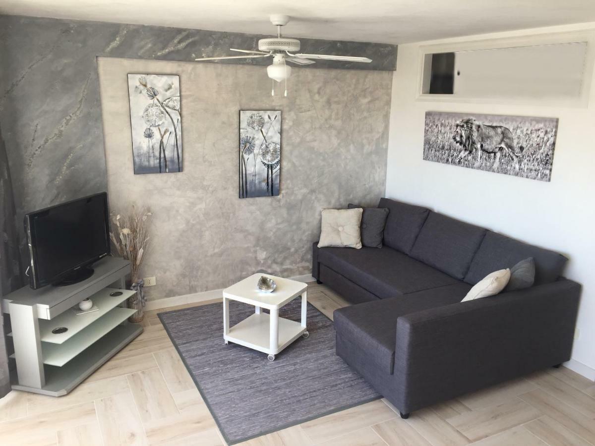 Ocean View Apartment بالم مار المظهر الخارجي الصورة